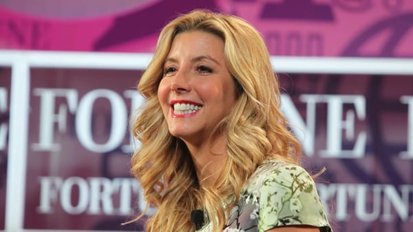 How Sara Blakely Became Successful With 5 Surprising Lessons